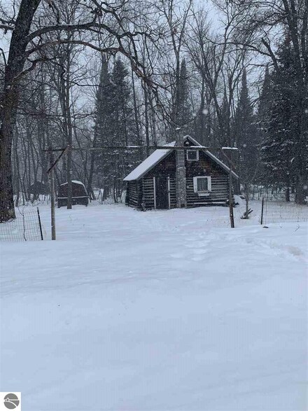 13194 S Sharon Rd SE, Fife Lake, MI 49633