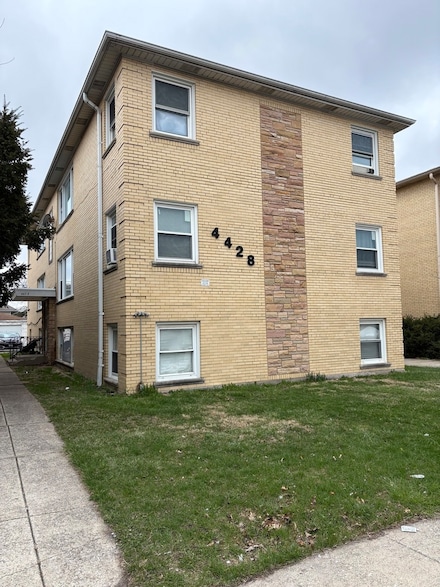 4428 N Central Ave Unit GW, Chicago, IL 60630