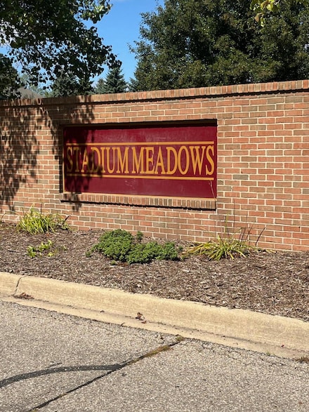 2592 Eagles Cir Unit 4, Ypsilanti, MI 48197