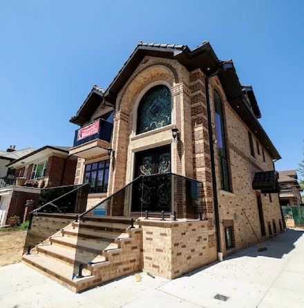 154-23 28th Ave, Flushing, NY 11354