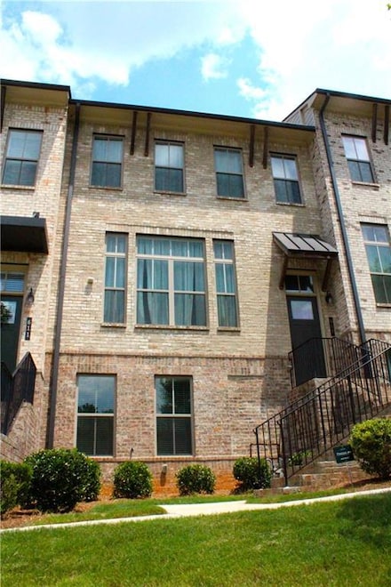 613 Harrington Hills, Decatur, GA 30032