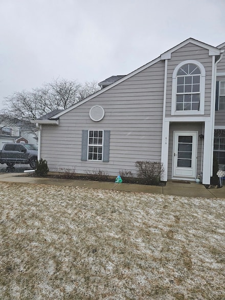 61 Adams Ct Unit B, Streamwood, IL 60107