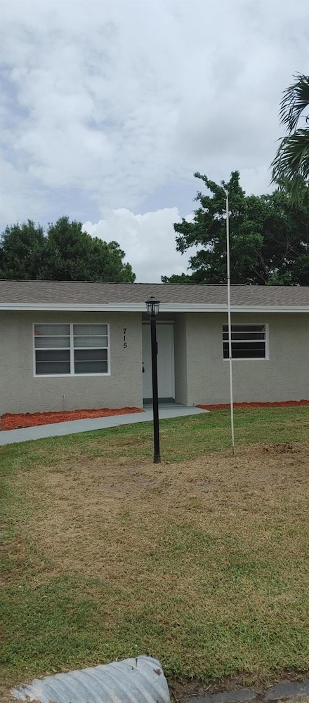 715 SW Duval Ave, Port Saint Lucie, FL 34983