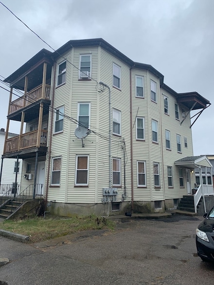 295 Grove St, Brockton, MA 02302