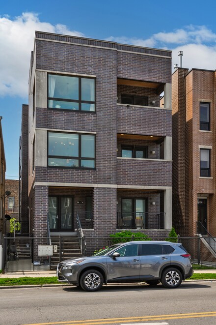 1543 W Diversey Pkwy Unit 2, Chicago, IL 60614