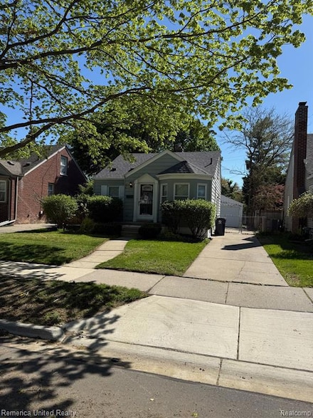 617 S Edison Ave, Royal Oak, MI 48067