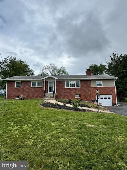7703 Huron Dr, Gainesville, VA 20155