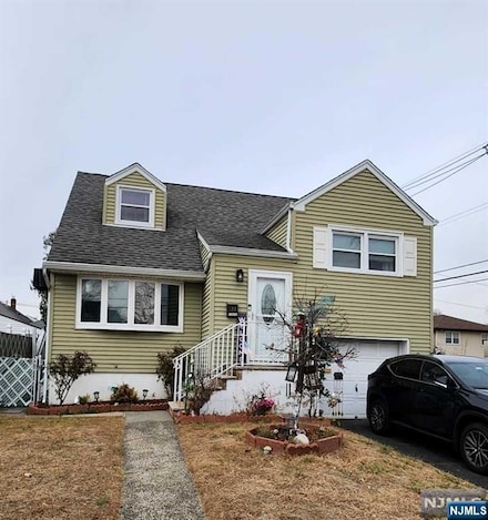 127 17th Ave, Elmwood Park, NJ 07407