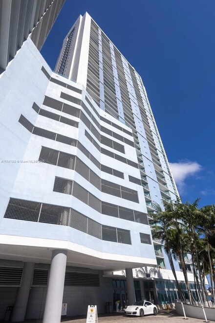 335 S Biscayne Blvd Unit 2200, Miami, FL 33131