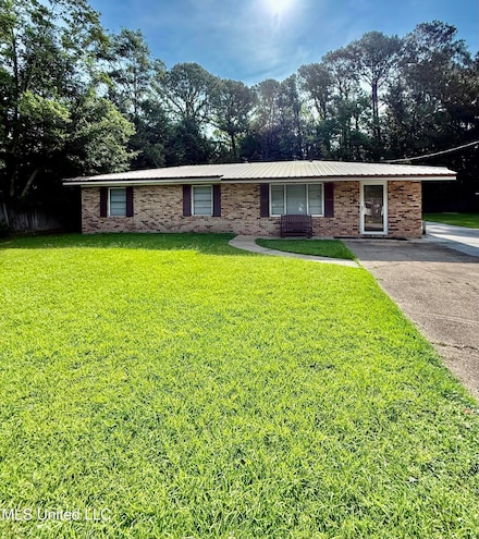 8328 S Carolina Ave, Gulfport, MS 39501