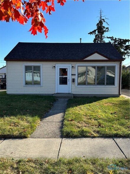 4614 Edgemont Rd, Toledo, OH 43611