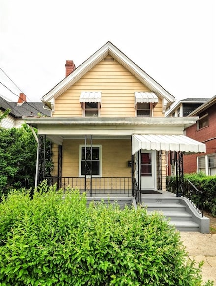222 Orchard Ave, Canonsburg, PA 15317