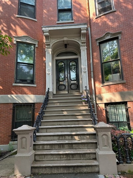 92 Worcester St Unit 3, Boston, MA 02118