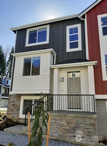 12122 NE 193rd Ln Unit E, Bothell, WA 98011