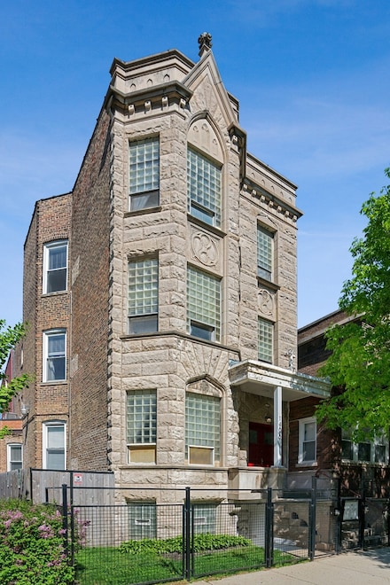 1406 N Washtenaw Ave Unit 3, Chicago, IL 60622