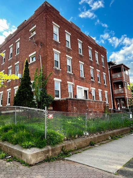 143 Putnam St Unit 1S, Hartford, CT 06106