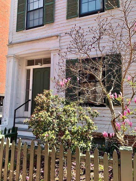 10 Appian Way Unit 3, Cambridge, MA 02138