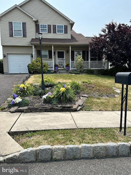 3 Lee Dr, Pottstown, PA 19464