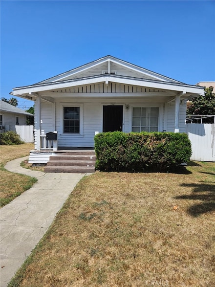 1567 Elm Ave, Long Beach, CA 90813