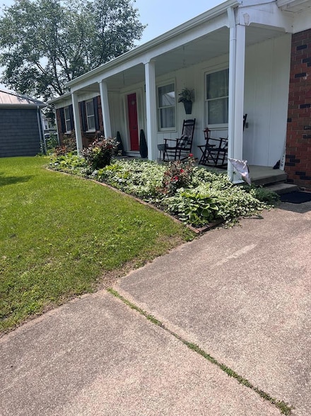 105 W 4th St, Waverly, OH 45690