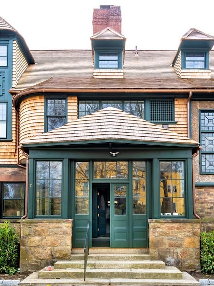 7 Red Cross Ave, Newport, RI 02840