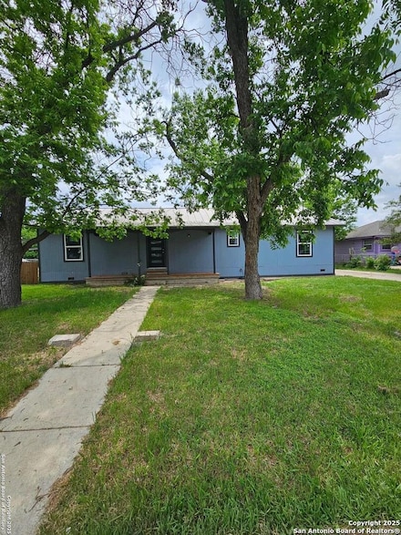 1126 W Lullwood Ave, San Antonio, TX 78201