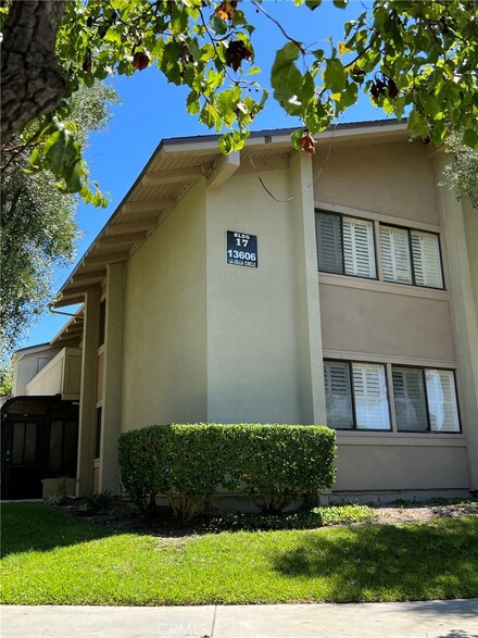 13606 La Jolla Cir Unit 17H, La Mirada, CA 90638