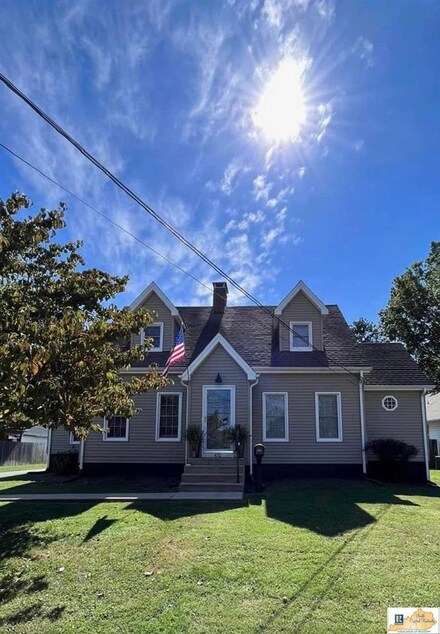 420 W Cherry St, Glasgow, KY 42141