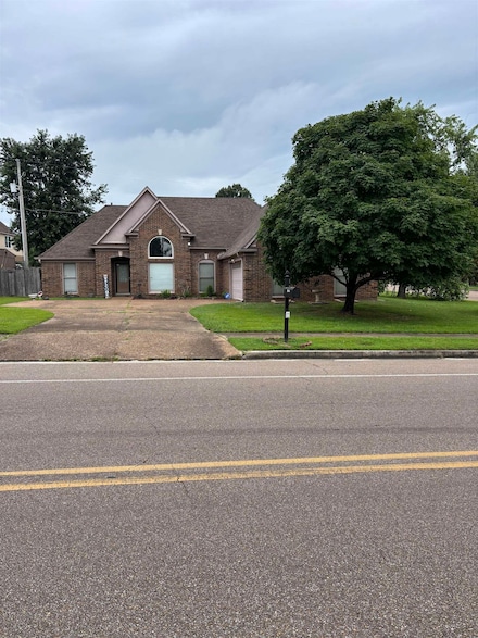 9344 Chimneyrock Blvd, Cordova, TN 38016