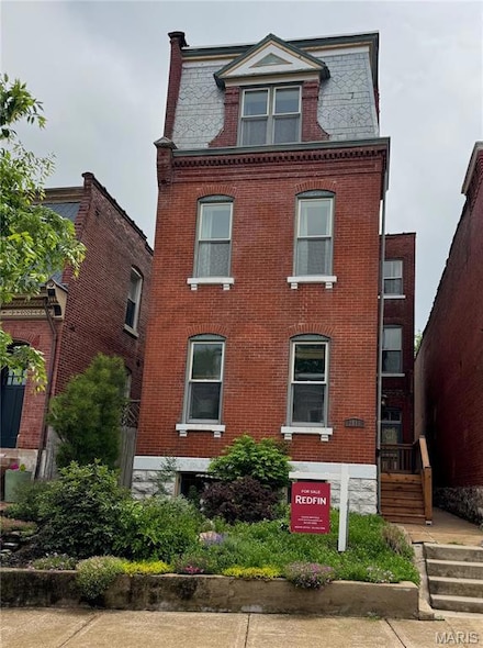 2816 Mcnair Ave, Saint Louis, MO 63118
