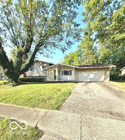 1821 Lawrence Ave, Indianapolis, IN 46227