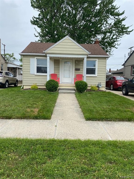 13020 Castle St, Southgate, MI 48195