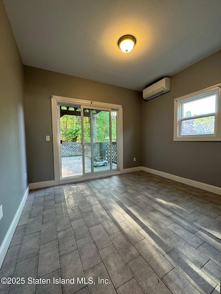 28 Pearl St Unit 1, Staten Island, NY 10304