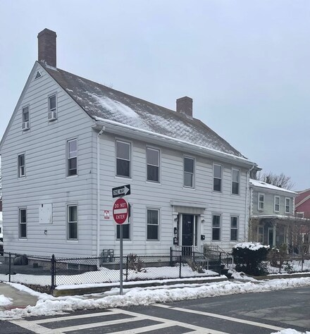 289 Pine St, Fall River, MA 02720