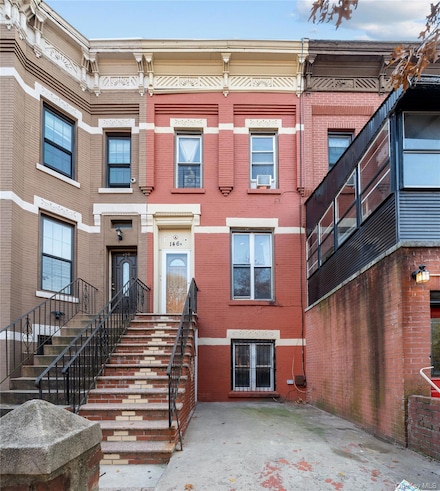 146A Hull St, Brooklyn, NY 11233