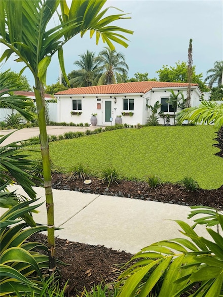 1379 NE 175th St, North Miami Beach, FL 33162