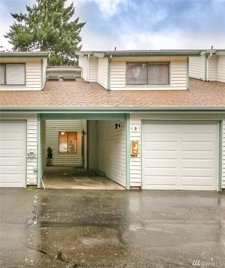 1901 SW 318th Place Unit 18B, Federal Way, WA 98023
