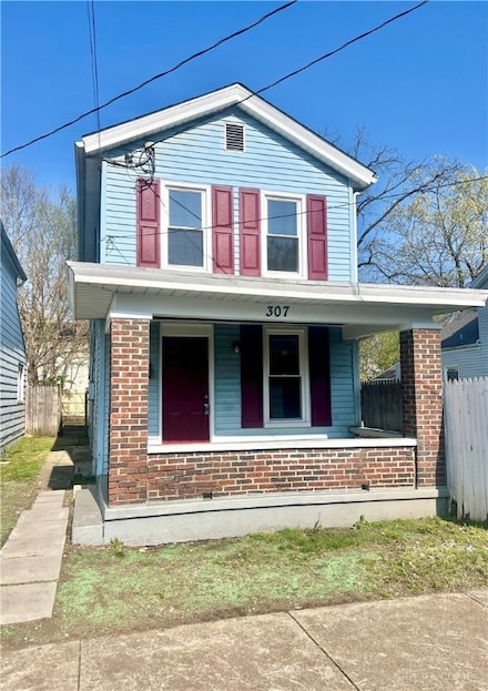 307 N 8th St, Hamilton, OH 45011