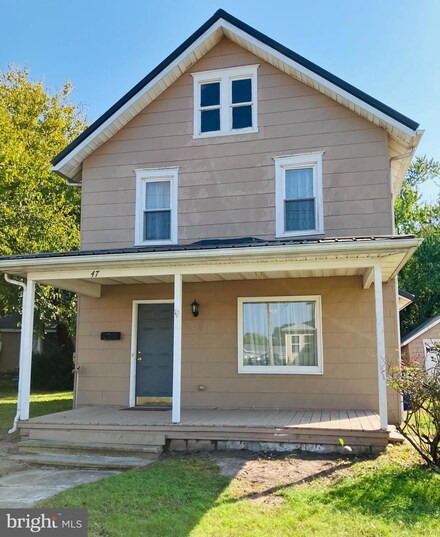 47 Clark St, Harrington, DE 19952