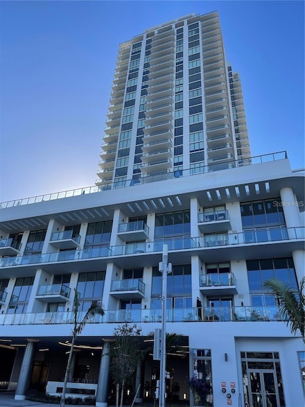 301 1st St S Unit 402, St. Petersburg, FL 33701