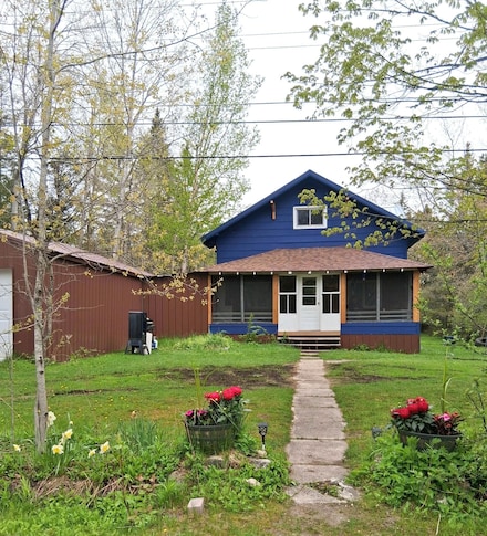 3468 Nye Rd, Hessel, MI 49745