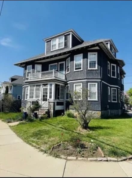 921-923 Adams St Unit 3, Boston, MA 02124