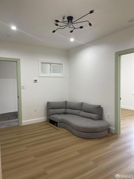 1435 Newcomb Ave, San Francisco, CA 94124