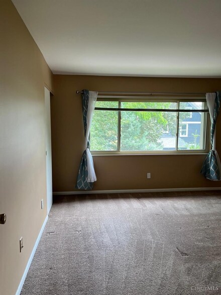 2920 Observatory Ave Unit 7, Cincinnati, OH 45208