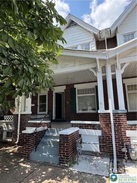 711 Saint John St, Allentown, PA 18103