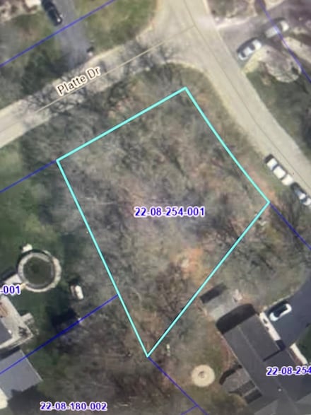 415 Saint Francis Dr, Dixon, IL 61021