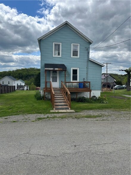 495 Green St, Saltsburg, PA 15681