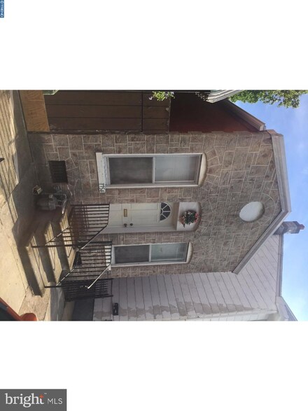 1754 Cotton St, Reading, PA 19606