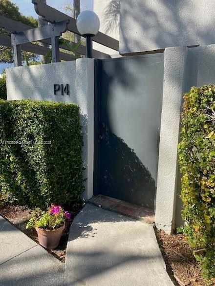4700 SW 67th Ave Unit P14, Miami, FL 33155