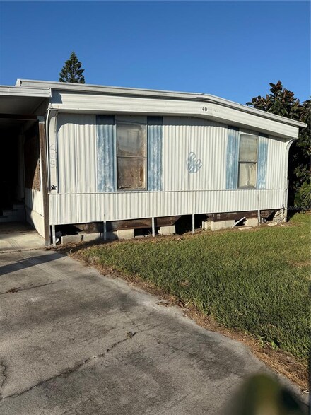 409 21st Ave SW, Ruskin, FL 33570